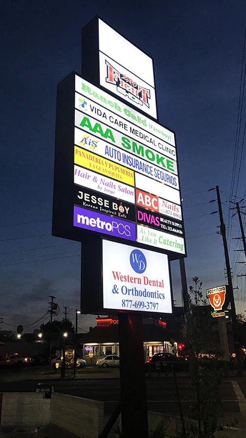 Illuminated pylon sign