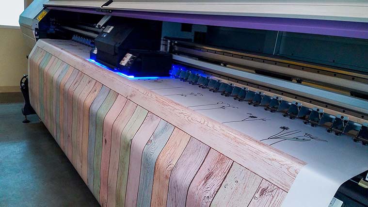 Printing a decorative banner