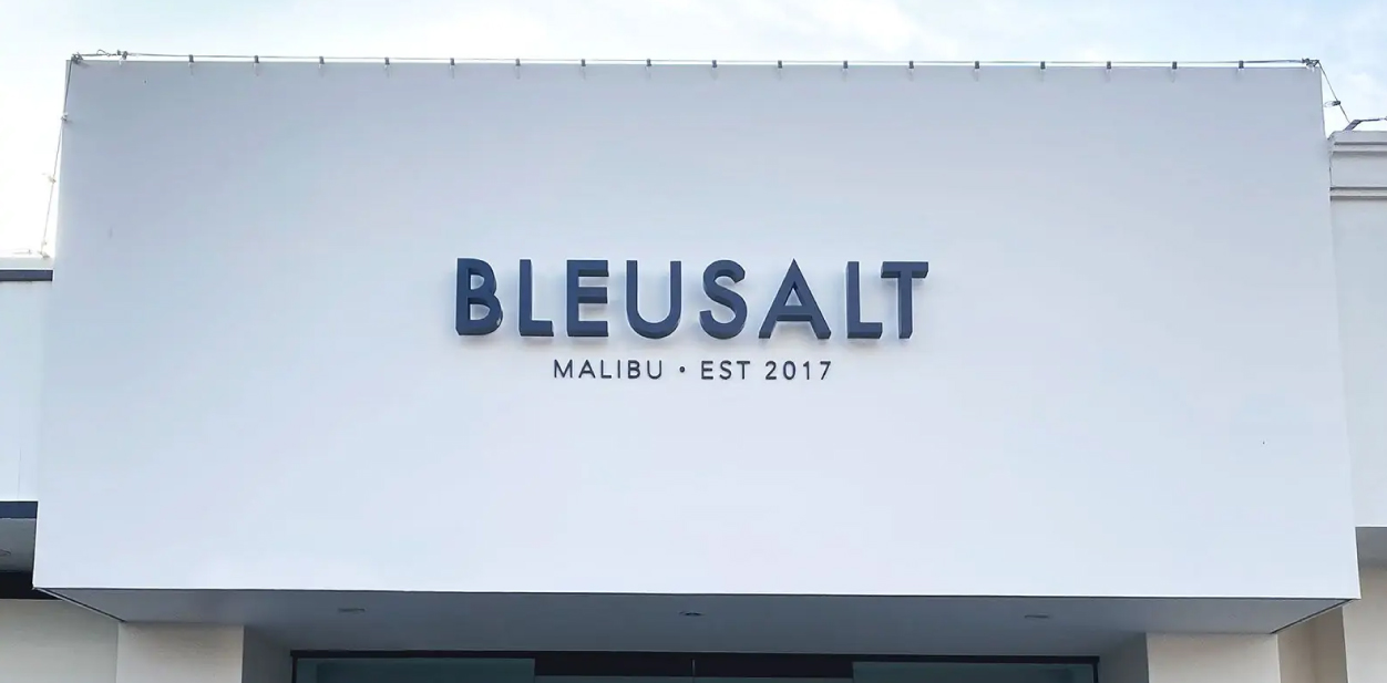 Bluesalt storefront branding with a brand name display with readable font