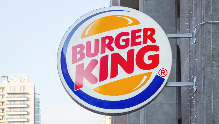 Burger King restaurant light box sign in a round shape made of acrylic and aluminum