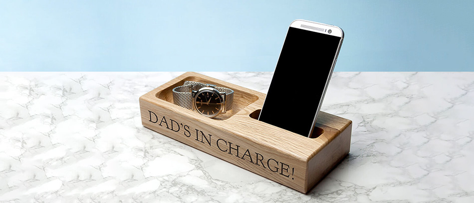 Custom timber dad's in charge phone holder