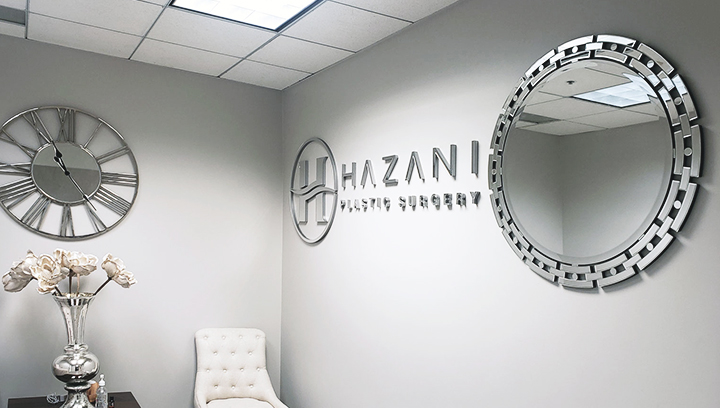 Hazani Plastic Surgery non-illuminated interior sign with a mirroring effect made of acrylic