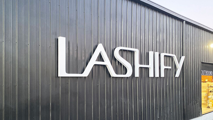 Lashify trimless channel letters in white color and large size made of aluminum and acrylic