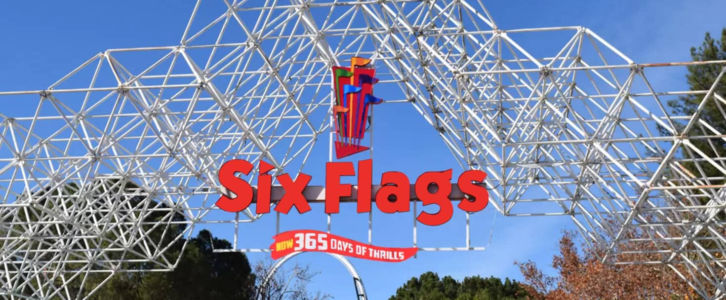 Six Flags custom channel letter sign with the brand name and logo made of aluminum and acrylic