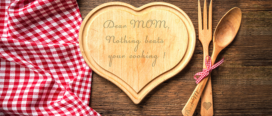 Heart shaped wooden board for mothers