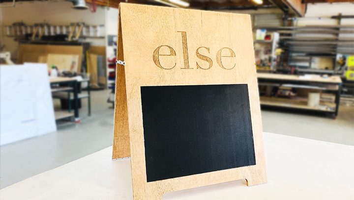 wooden-sandwich-board