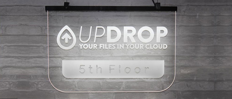 Updrop acrylic flat groove engraving with matte finish. Cast-Acrylic-Flat-groove-engraving-with-matte-finish.