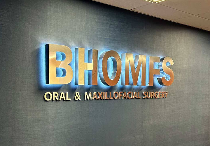 BHOMFS light us sign for business branding made of aluminum and acrylic