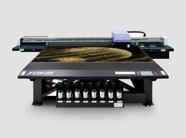 JFX200-2513 machine for large format printing in black