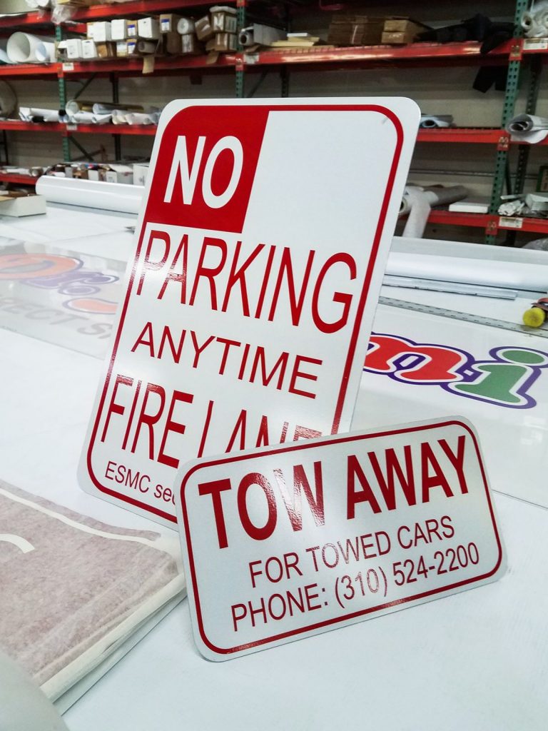Reflective aluminum parking sign for outdoor usage front signs