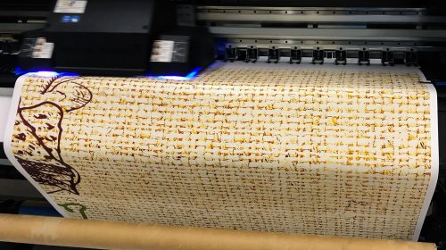 Opaque vinyl uv curing