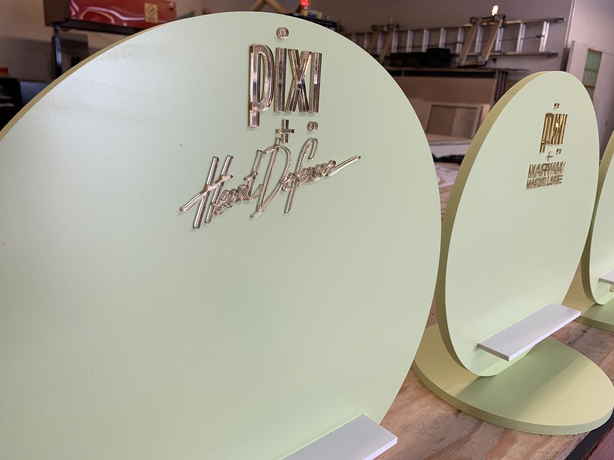 round pvc stands