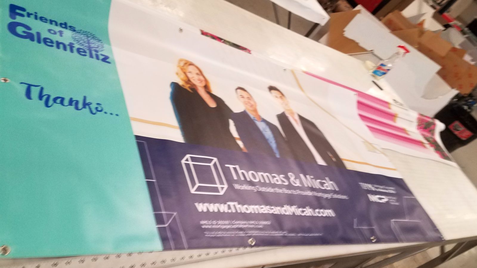 vinyl banner with grommets
