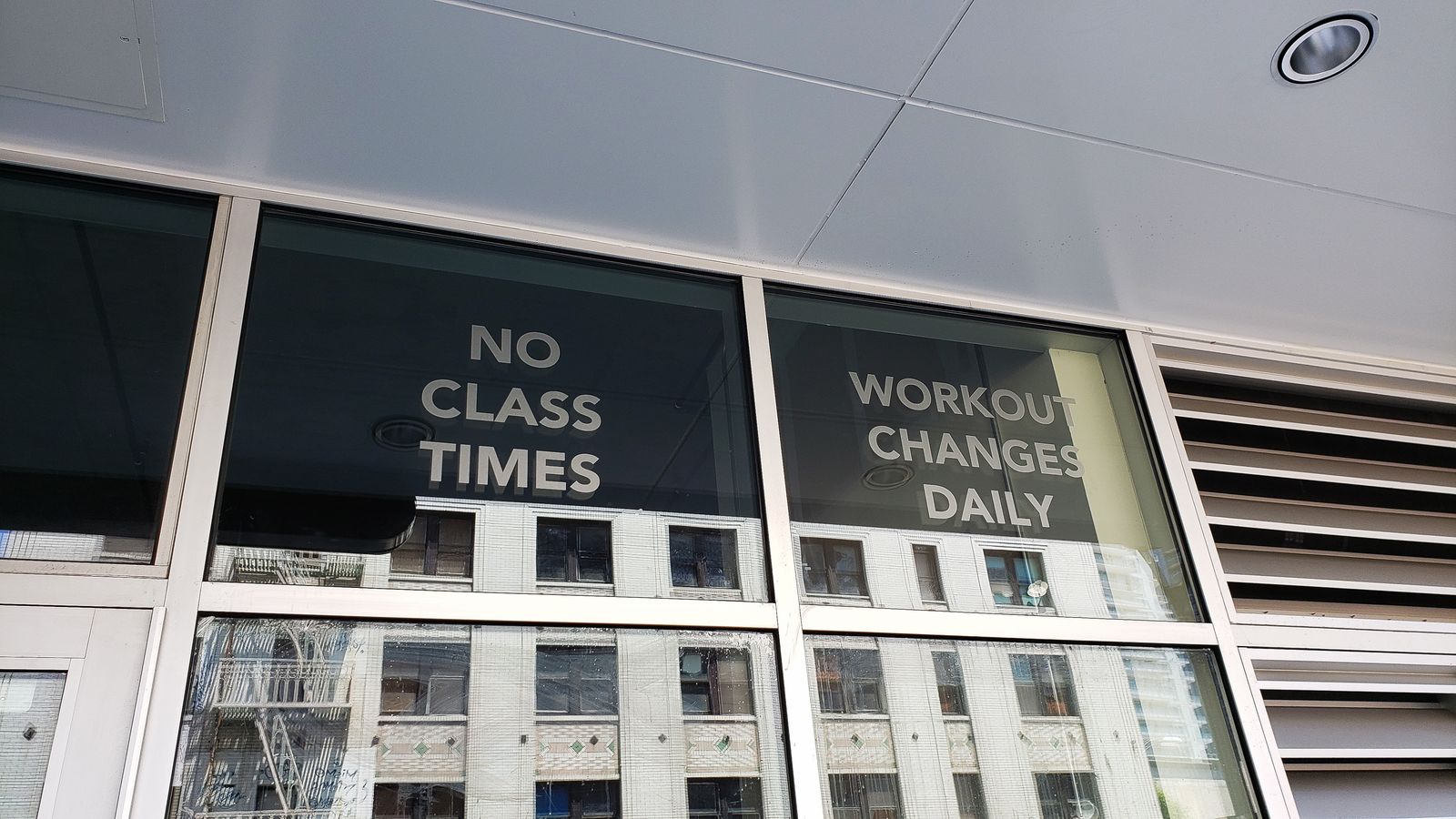 window vinyl lettering