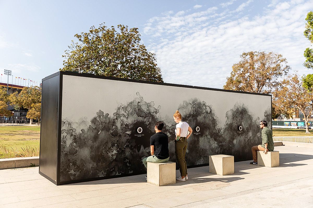 outdoor illuminated wall sign
