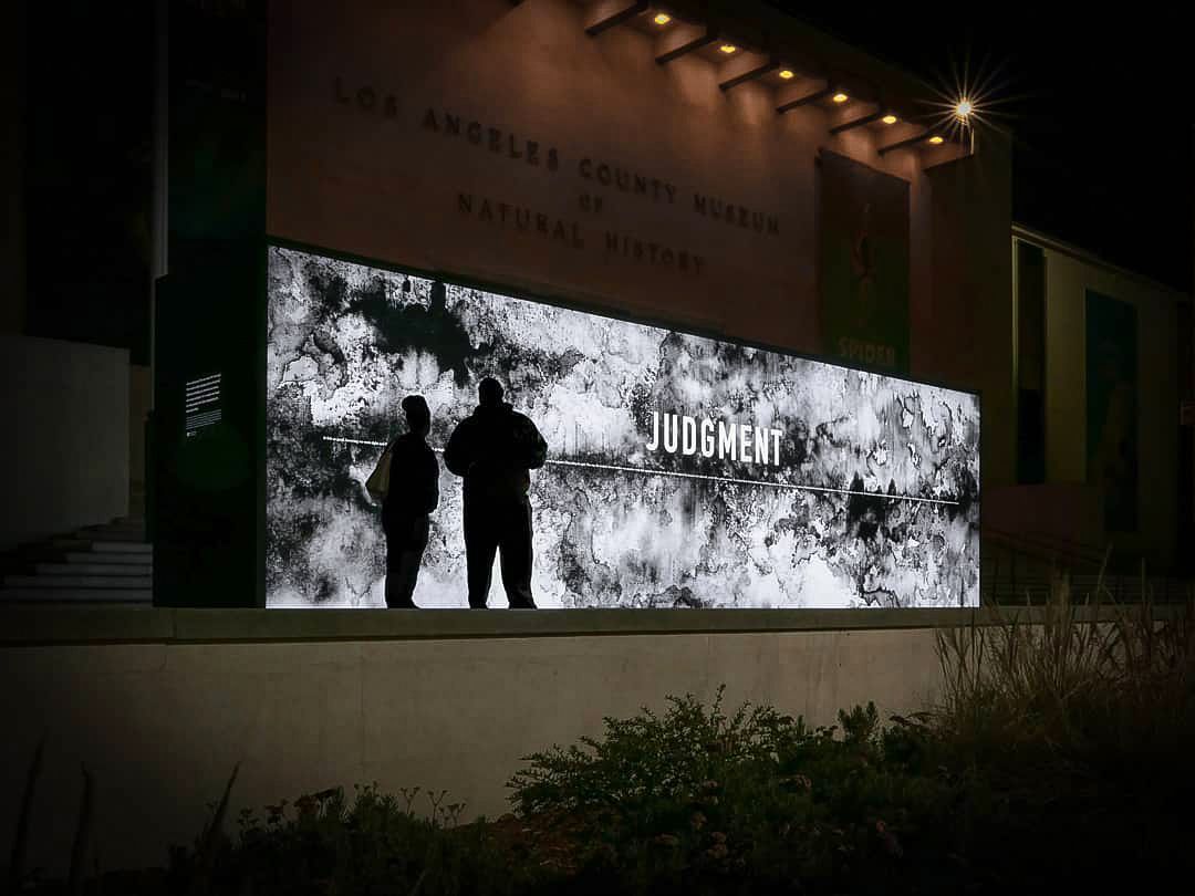 solar powered lighted wall