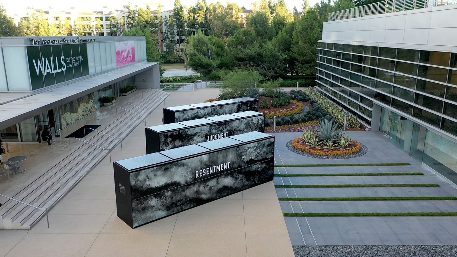 Annenberg large light boxes powered with solar energy made of aluminum and acrylic