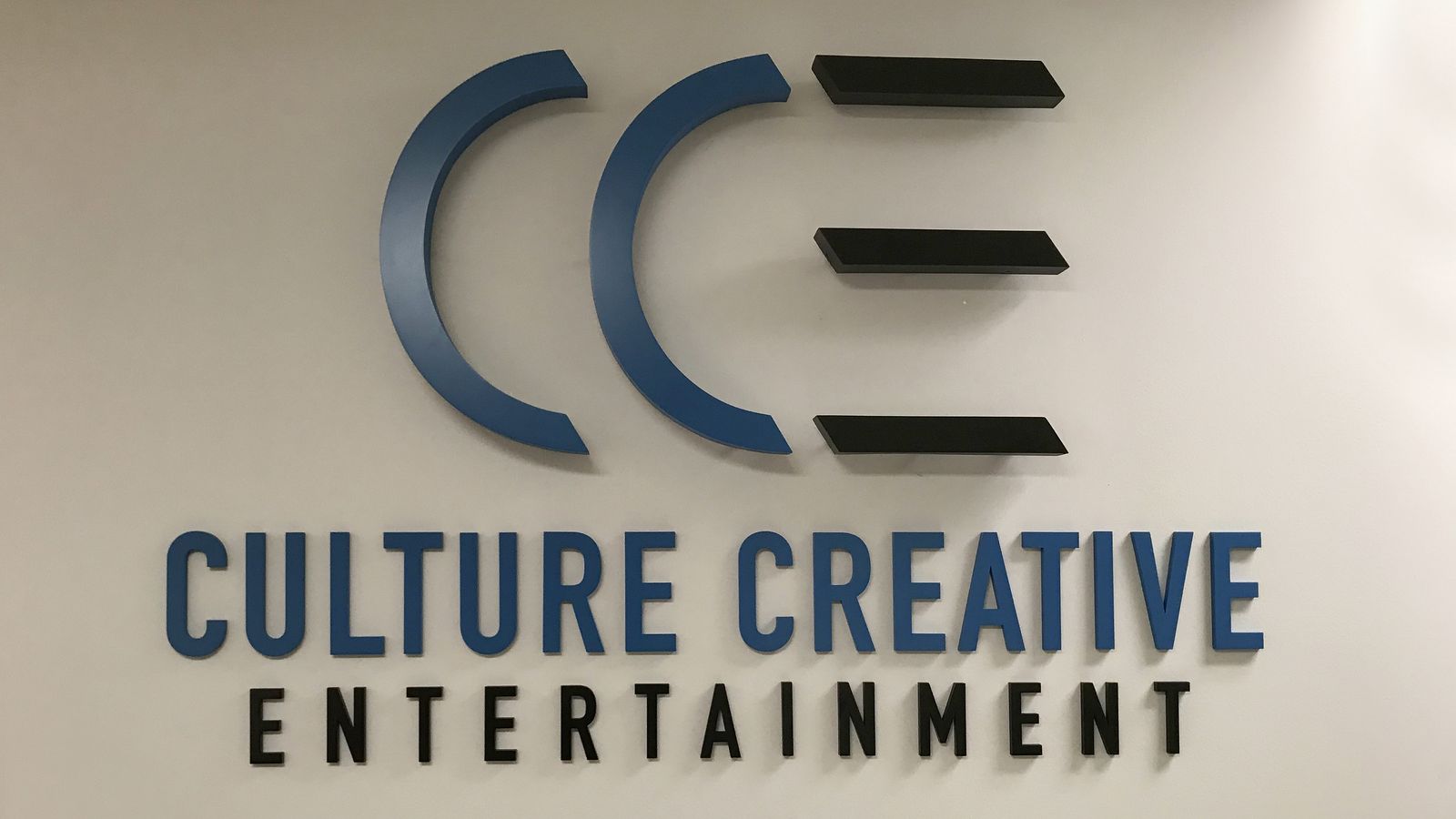 Culture Creative Entertainment backlit 3d sign letters made of aluminum and acrylic