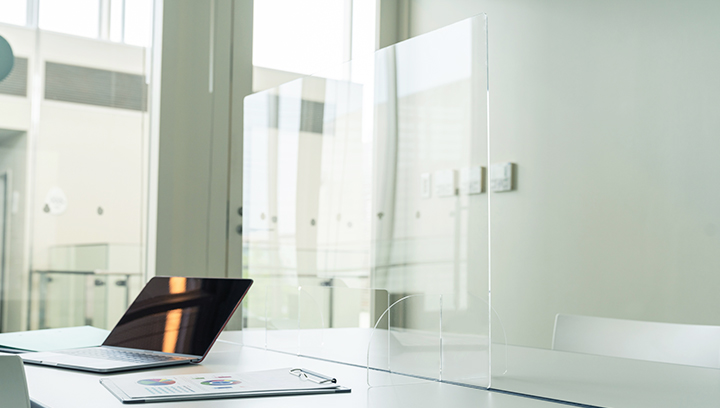 protective bank desk screens made of clear plastic