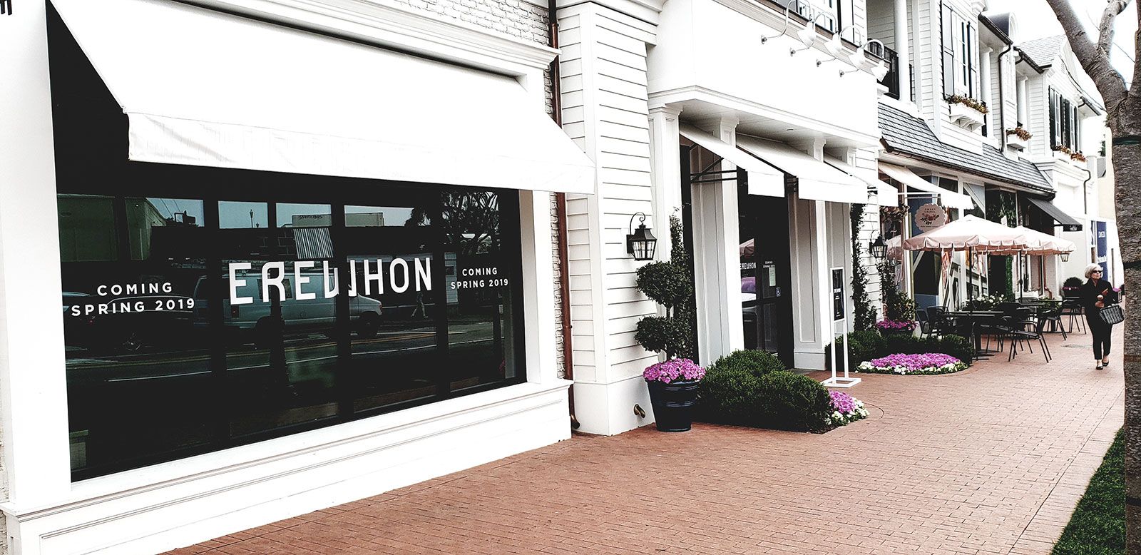 Erewhon window branding