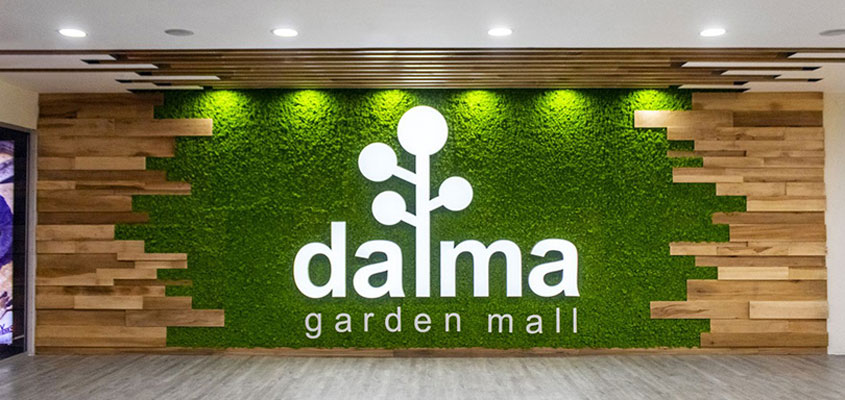 Example from Dalma Garden Mall's interior design showing how to make a light-up business sign