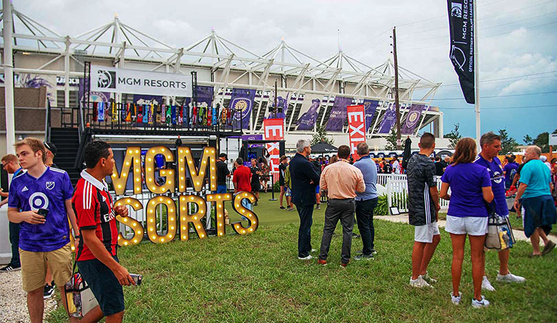 crowd at MGM Resorts sports event-Frontsigns
