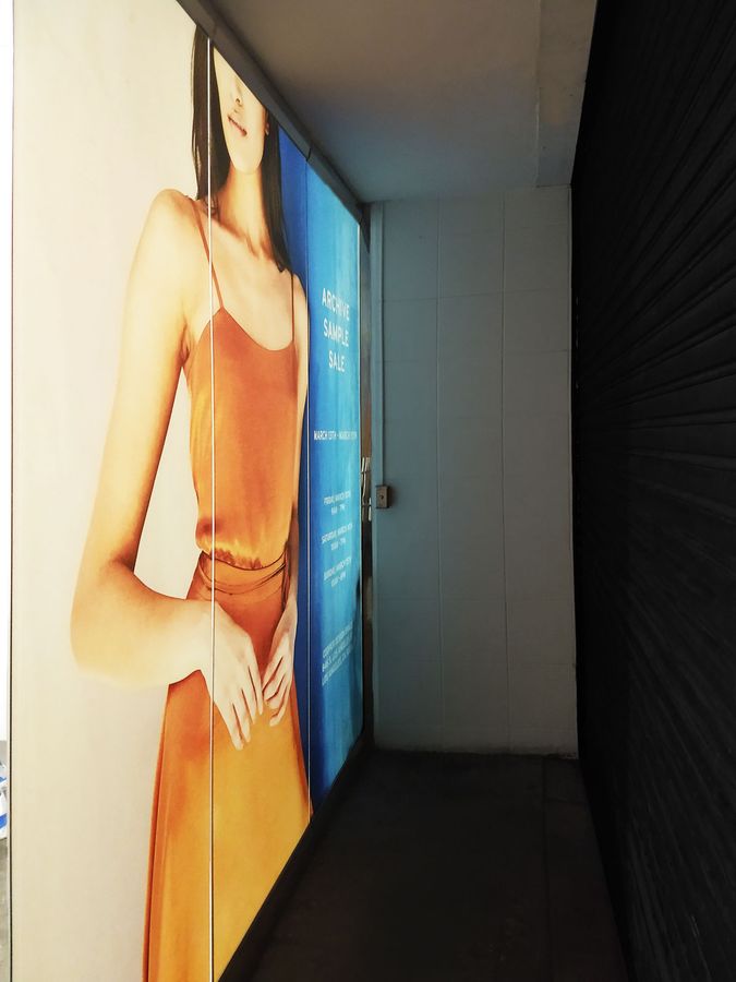 Storefront static clings