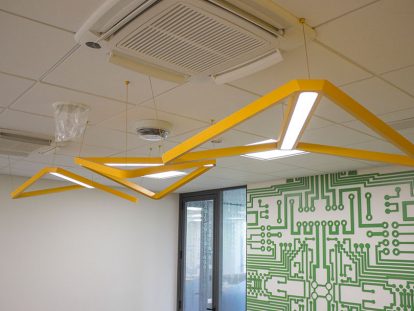 office space design idea with hanging structures-Frontsigns