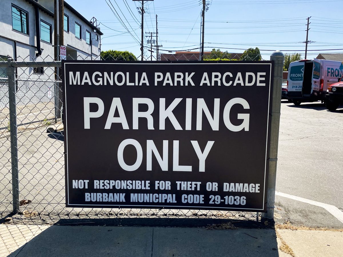 dibond parking sign