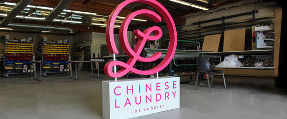 Chinese Laundry mixed material branded display