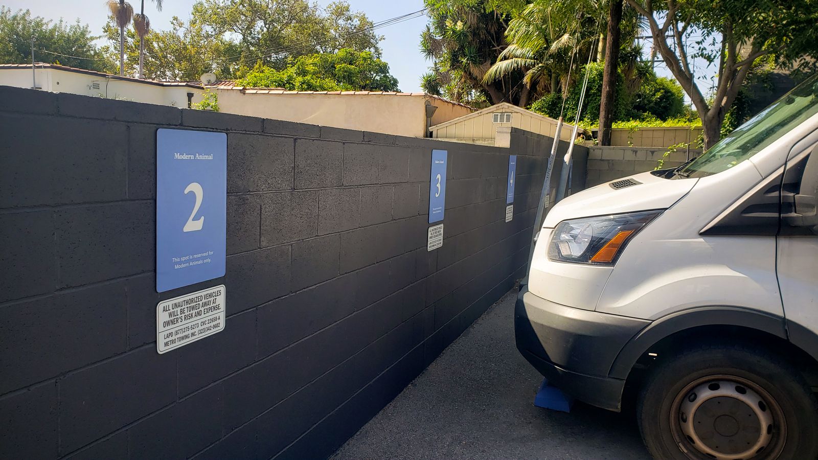 composite aluminum parking sign