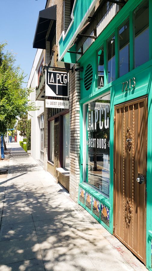 la pcg aluminum signage