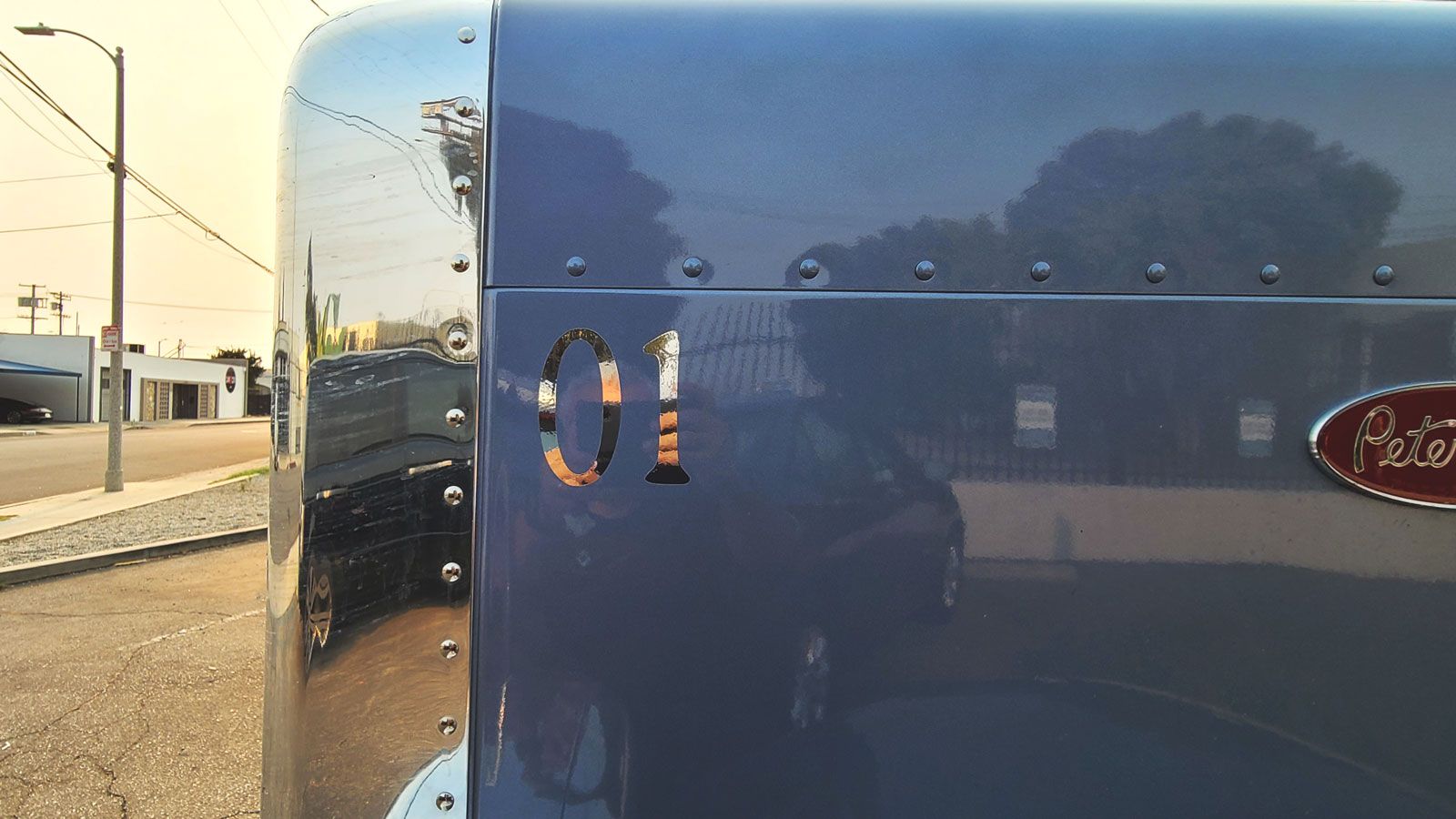 truck vinyl lettering