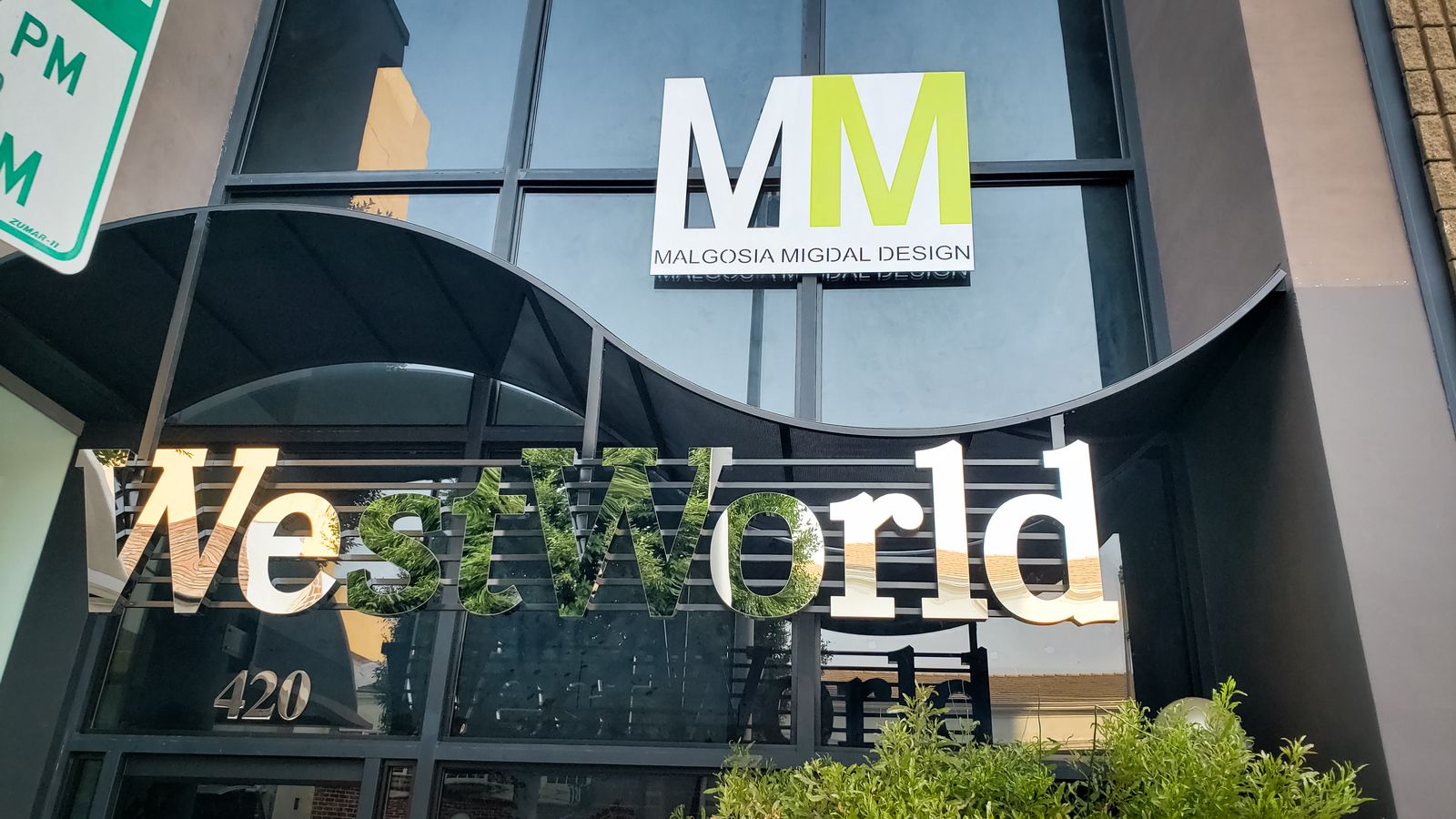 WestWorld 3d sign letters and logo sign with a mirroring effect made of aluminum and acrylic