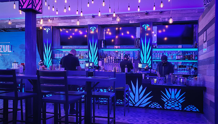 Agave Azul restaurant signs with blue lighting made of acrylic and aluminum for interior design