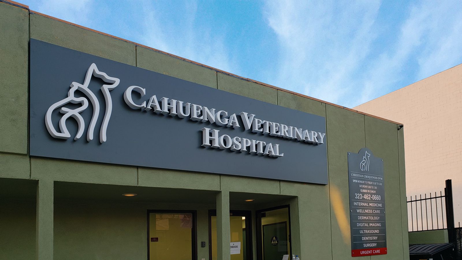 Cahuenga Veterinary Hospital 3d logo sign and brand name letters made of aluminum and acrylic