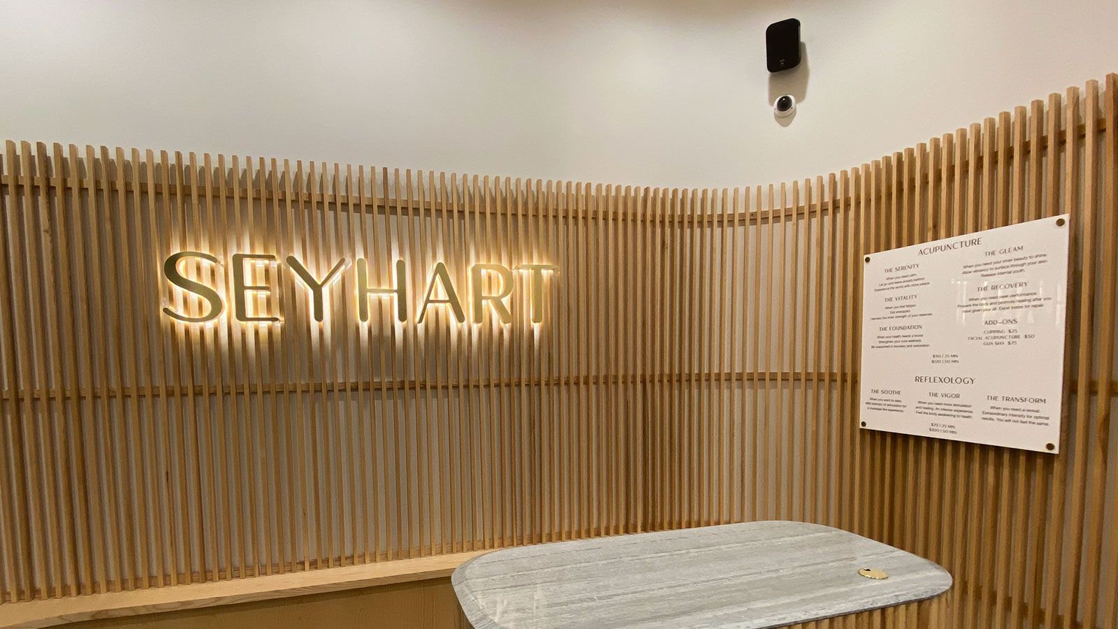 seyhart backlit letters