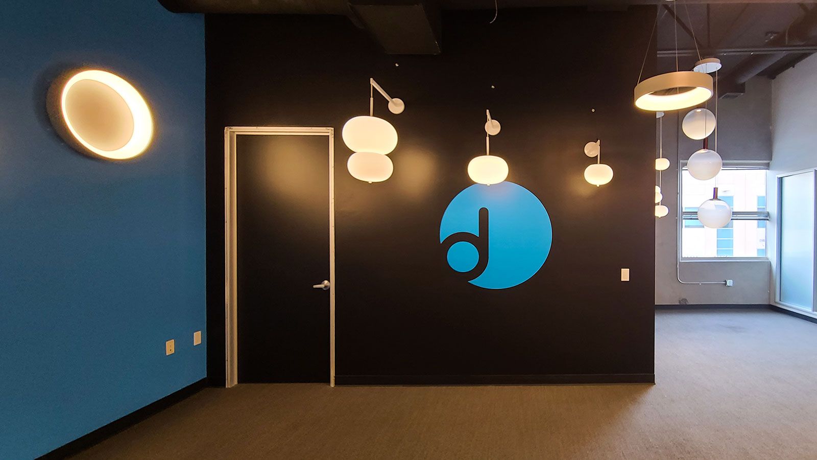 Delray interior wall decal