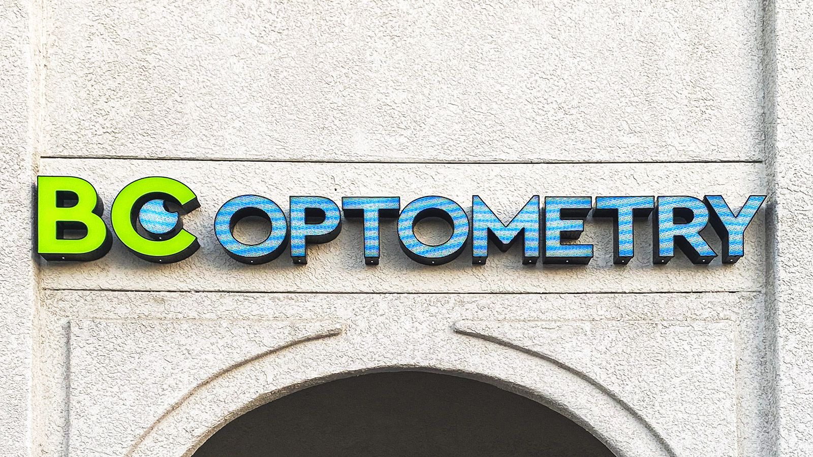 BC optometry storefront sign