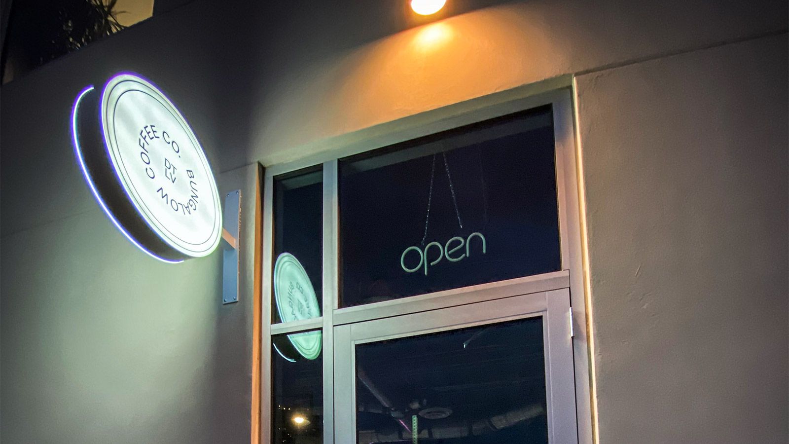 bungalow coffee light box sign