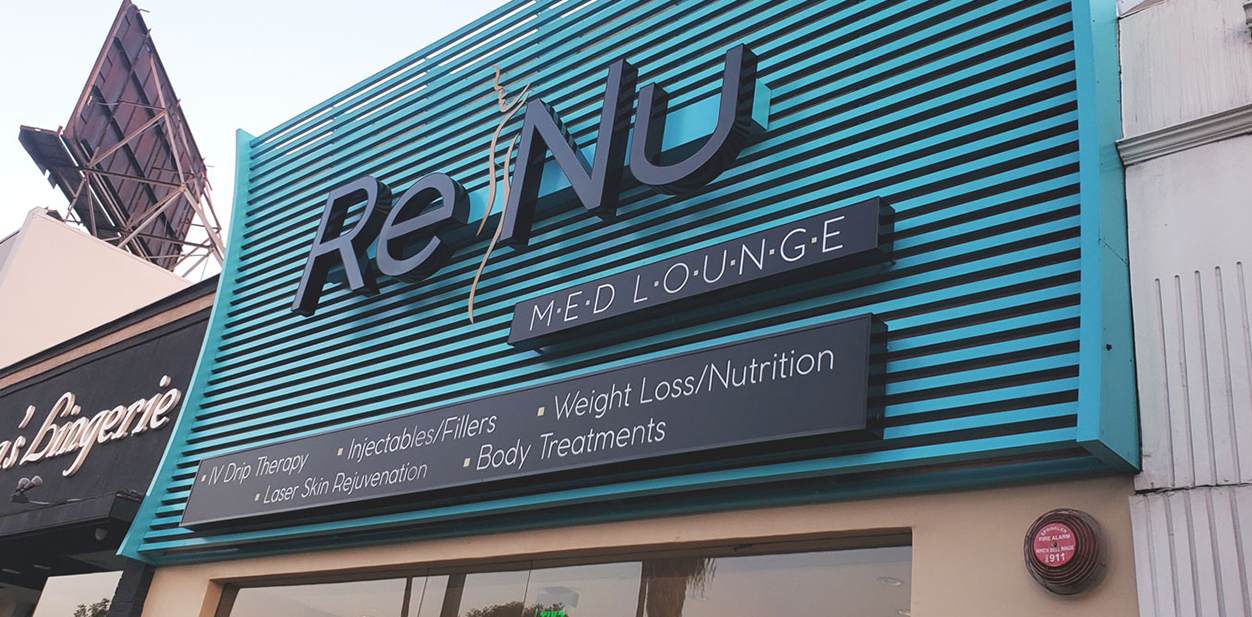 Renu storefront design with different branding elements