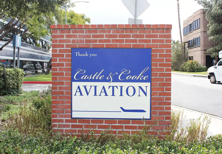 'Castle & Cooke Aviation' free-standing item in blue and white