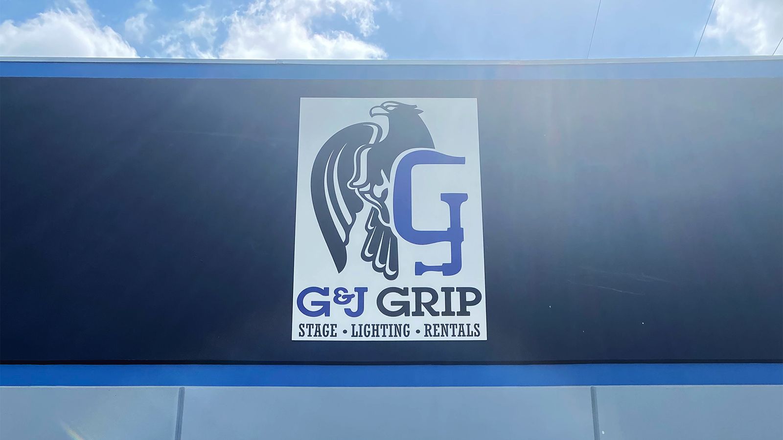 G & J Grip building sign