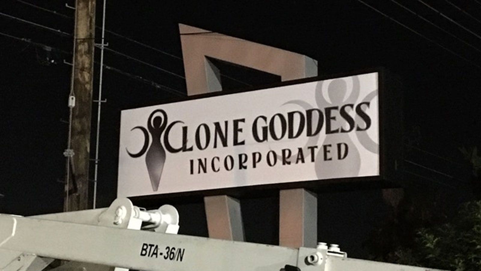 Lone Goddess light box