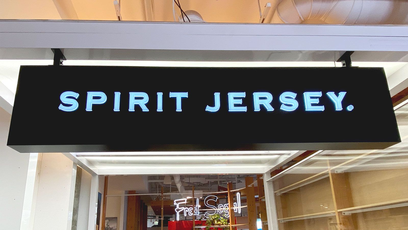Spirit Jersey push through sign