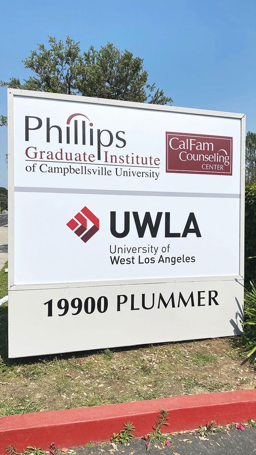 UWLA monument sign
