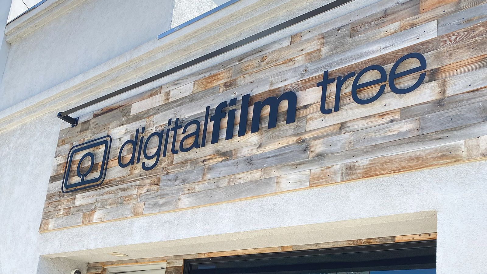 digitalfilm tree 3d sign