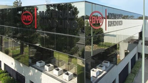 BYD building top 3D sign
