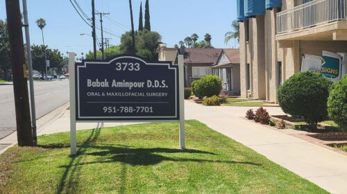 Double sided monument sign