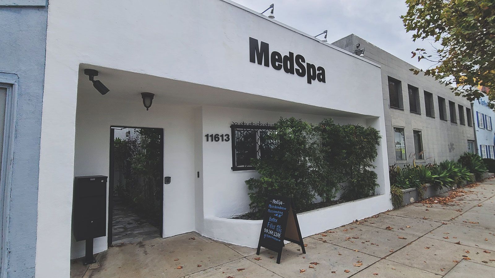 Medspa outdoor 3D sign